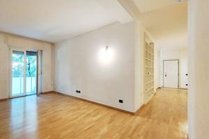 Appartamento di 100 m² con 3 locali a Milano