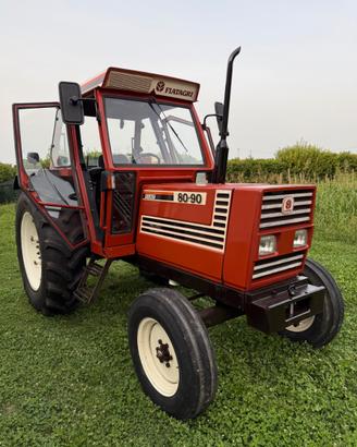 Trattore fiat 80/90