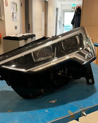 Faro full LED originale Audi Q3 F3 SX