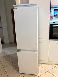 FRIGORIFERO DA INCASSO CANDY