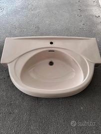Lavandino e bidet marca Ideal Standard