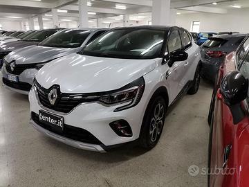 Renault Captur Plug-in Hybrid E-Tech 160 CV I...