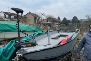 Barca Canadian m 3.70 con accessori pronto pesca