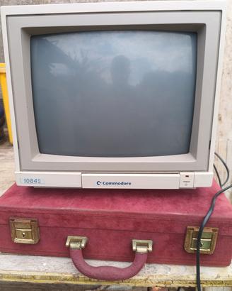commodor 1084s