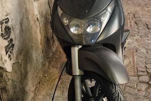 Scooter paggio beverly