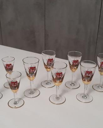 Servizio di bicchieri di vetro da rosolio