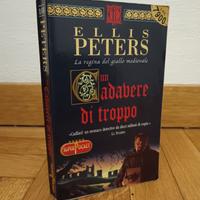 Un cadavere di troppo - Ellis Peters.