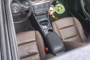 MERCEDES-BENZ GLA 220 4 MATIC