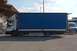 Iveco 100e telonato con sponda