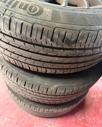 Cerchi e gomme
