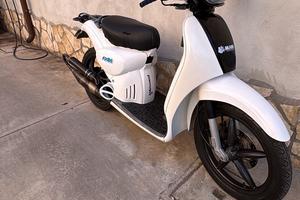 Aprilia Scarabeo 50 (1997)