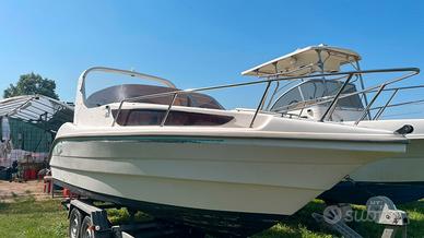 Coverline 640 cabin