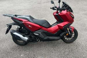 Honda adv 350