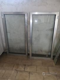 Finestra in alluminio