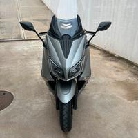 Yamaha Tmax 530