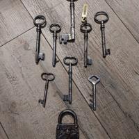 Chiavi e lucchetto antichi provenienza Austria