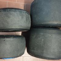 Gomme kart