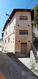 Casa terratetto in borgo antico-ristrutturata