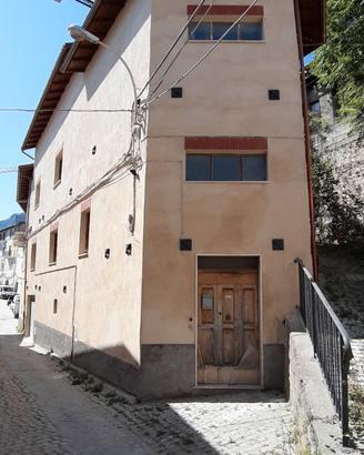 Casa terratetto ristrutturata Fossa (AQ)