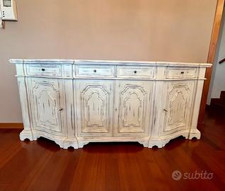 Credenze legno anticato (+tavolo tondo e sedie)