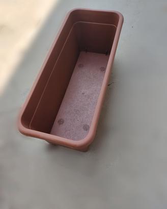 3 vasi in plastica colore terracotta 