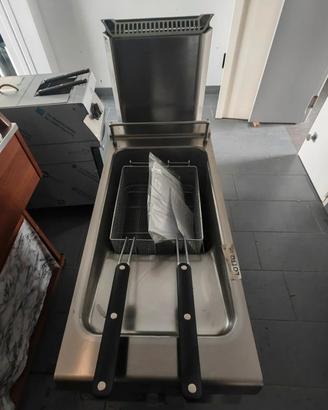 FRIGGITRICE A GAS ZANUSSI NUOVA