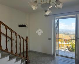 PORZIONE DI BIFAMILIARE A ARTENA
