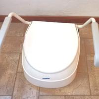 alzawater disabili anziani wc rialz braccioli