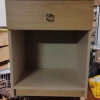 comodini due beige COME NUOVI 