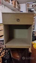 comodini due beige COME NUOVI 