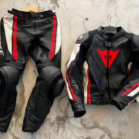 TUTA MOTO COMPLETA DIVISIBILE IN PELLE (Dainese)