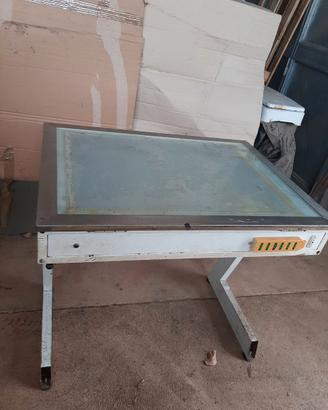 Tavolo luminoso professionale 100x74x87h usato