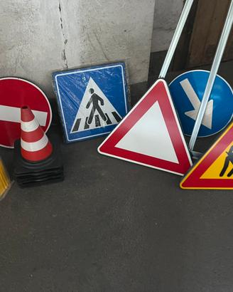 Cartelli stradali varie misure