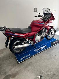 Moto Yamaha XJ 900 S Diversion 