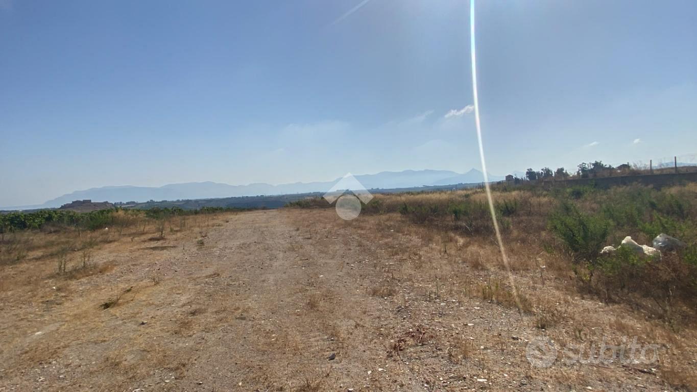 TERRENO A ALCAMO - Vista 3
