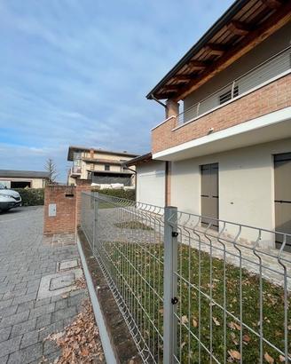 Ampia Bifamiliare 3 camere e giardino ad angolo