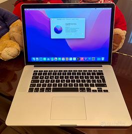 MacBook Pro 15" • Core i7 - 256 GB • RAM 16GB
