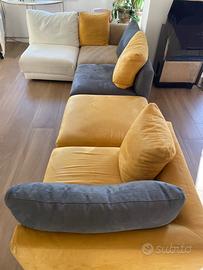Magnifico divano compinibile Poltrone e Sofa
