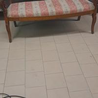 divanetto a due posti