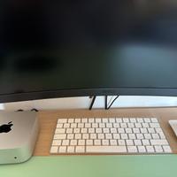 Mac mini M4 256 giga 16 giga ram con tast e mouse