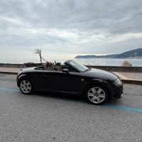 AUDI TT CABRIO 3.2 interno baseball