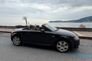 AUDI TT CABRIO 3.2 interno baseball