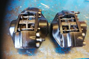 Alfa romeo. Pinze freni ant alfa 75 turbo