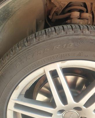 pneumatici pirelli scorpion 235 55 R19