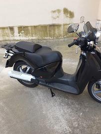 aprilia scrabeo 150