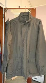 Giaccone  uomo grgio fumo