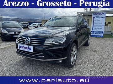 VOLKSWAGEN Touareg 3.0 TDI 262 CV tip. BMT Terra