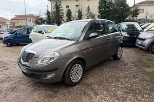 Lancia Ypsilon 1.2 16V Argento