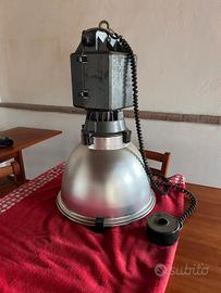 3 lampade  d'illuminazione industriale, Castaldi