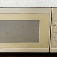 Forno Microonde Ignis AKL 320